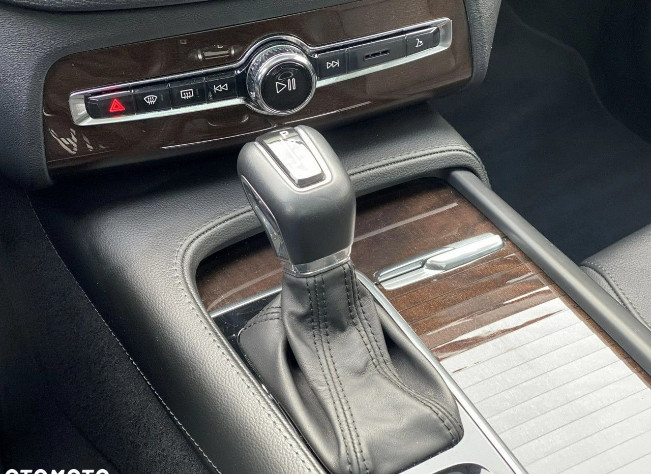 Volvo XC 90 cena 150000 przebieg: 78000, rok produkcji 2019 z Pyskowice małe 781